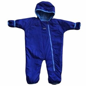 Patagonia Infant Blue Hooded Bunting 
Size Large 16-20 lbs.